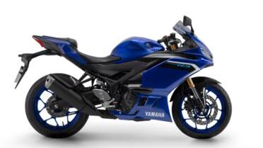 Yamaha R3 Connected 2025