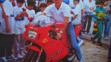Ayrton Senna gostava pilotar moto: veja os modelos que ele possuía