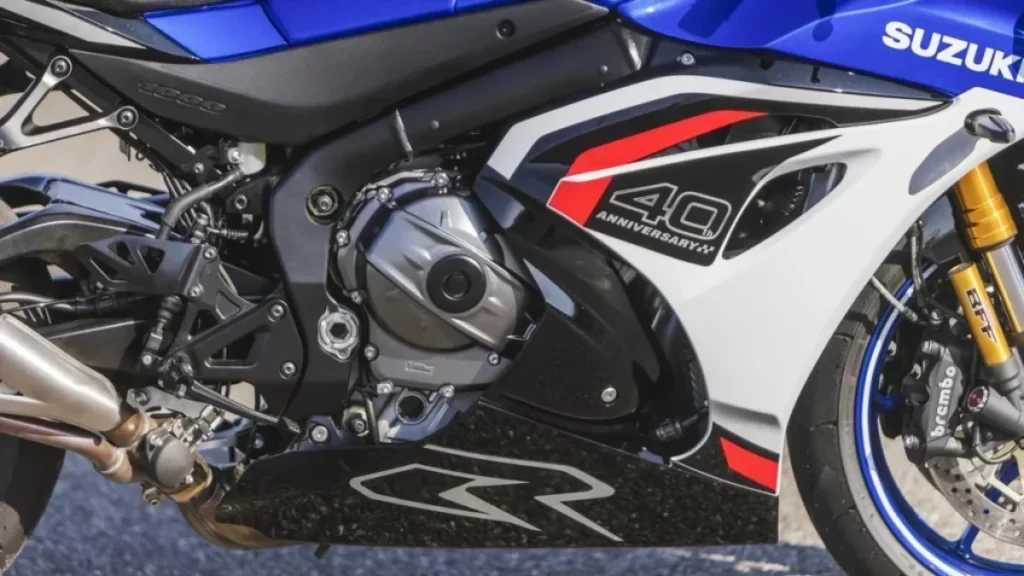 GSX-R1000R 2026 amarela edição de 40 anos