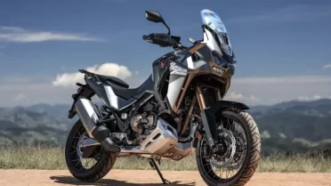 Nova Africa Twin 2026 ganha mais tecnologia e visual renovado.