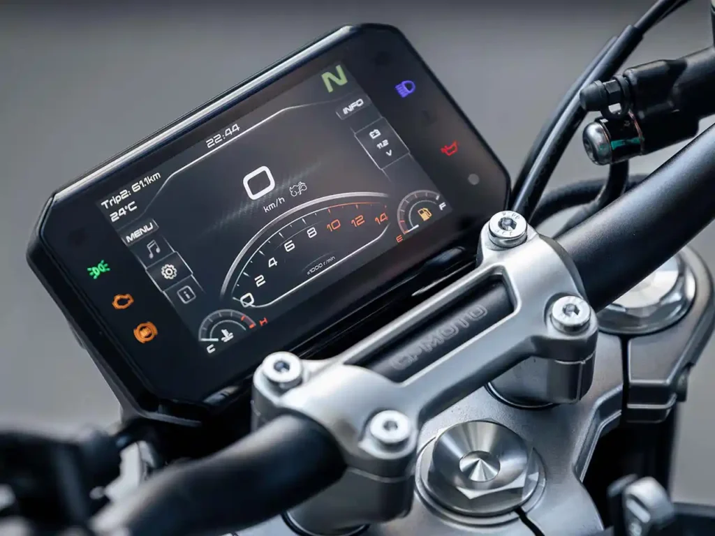 CFMoto 450NK