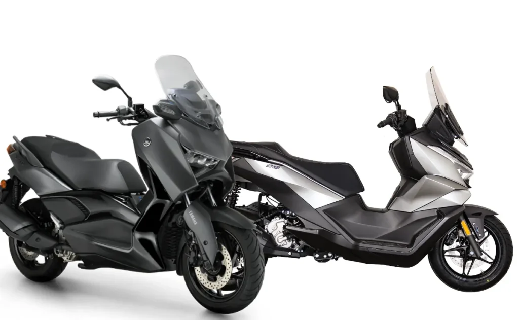 Yamaha XMAX 300 ou Voge SR3