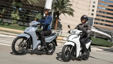 As 5 scooters mais vendidas do Brasil em 2026: Honda Biz lidera e Pop surpreende